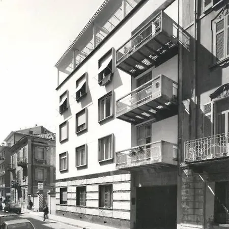 Apartment Terragni 1937 Heritage Flat - Rooftop Terrace